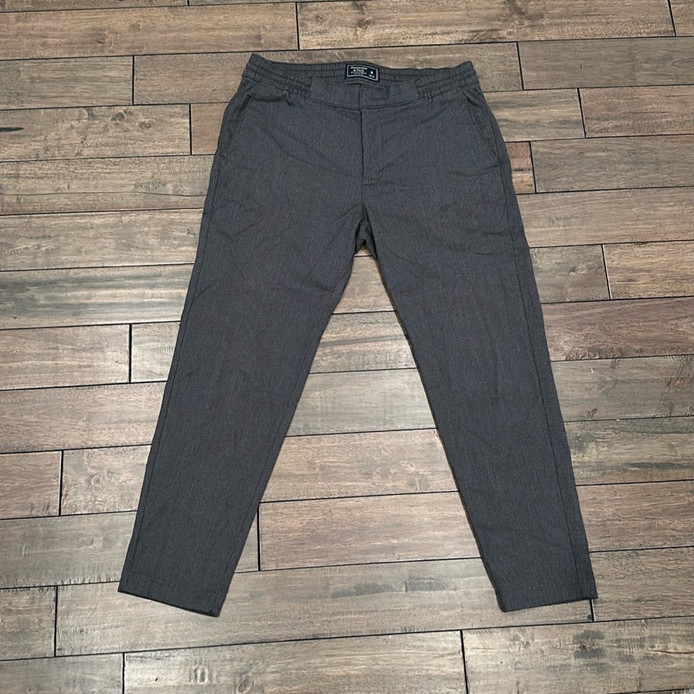 Abercrombie and Fitch Medium Gray Casual Dress Pants